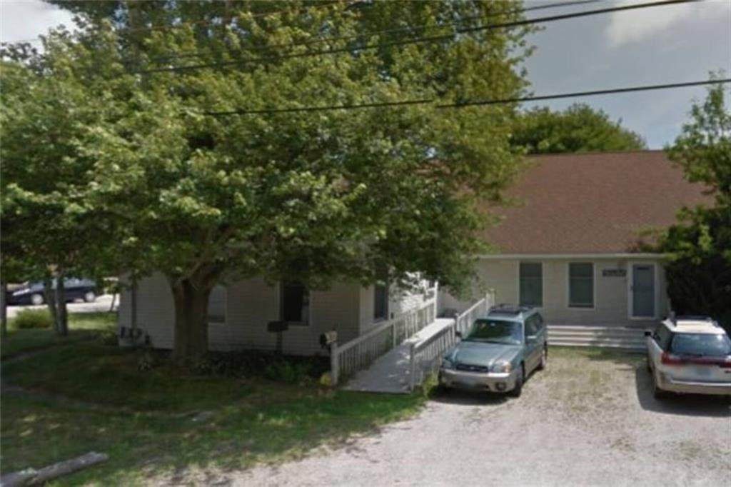 32 Pemberton Avenue - Photo 1