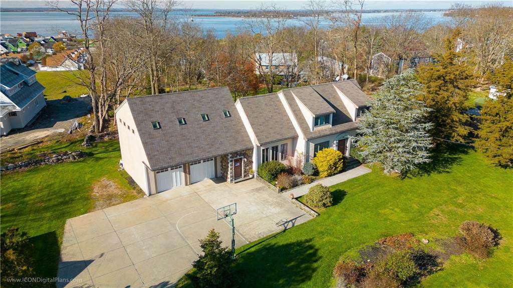 322 Bristol Ferry Road - Photo 1