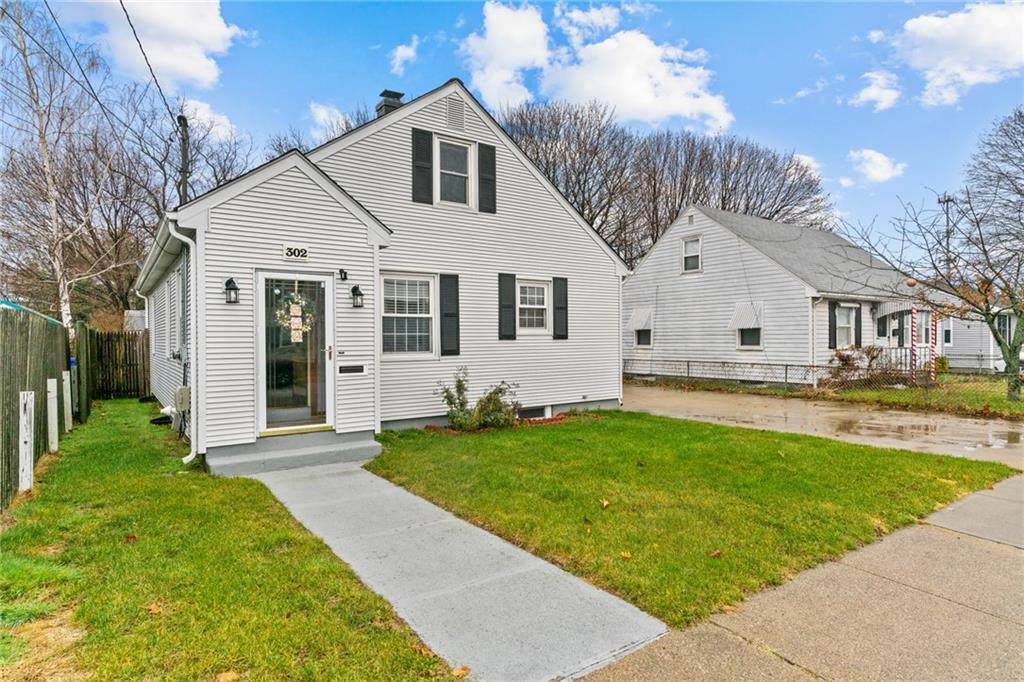 302 Rhode Island Avenue - Photo 1