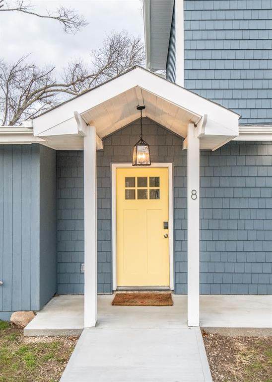 8 Sunset Road - Photo 1