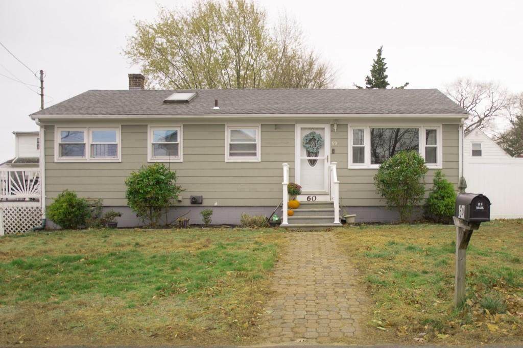 60 Graham Avenue - Photo 1