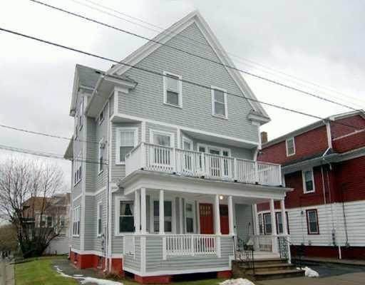 407 Morris Avenue - Photo 1