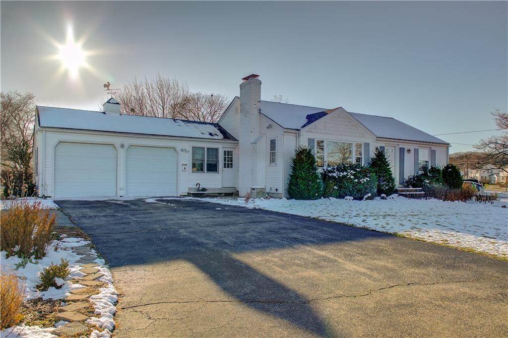 181 Garden City Drive - Photo 1