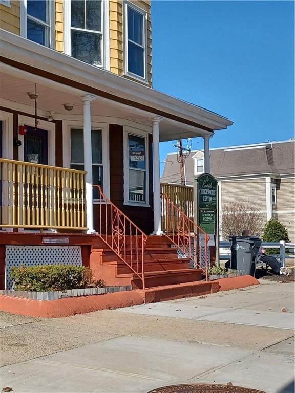 511 Broadway Street - Photo 1
