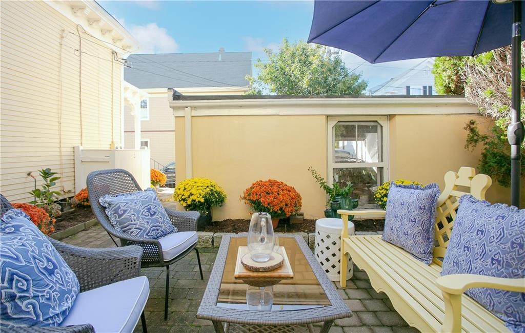 46 Corne Street - Photo 1