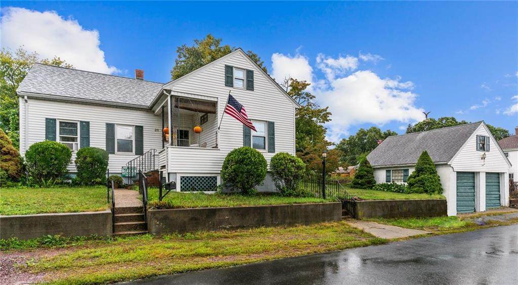 28 Hewes Street - Photo 1