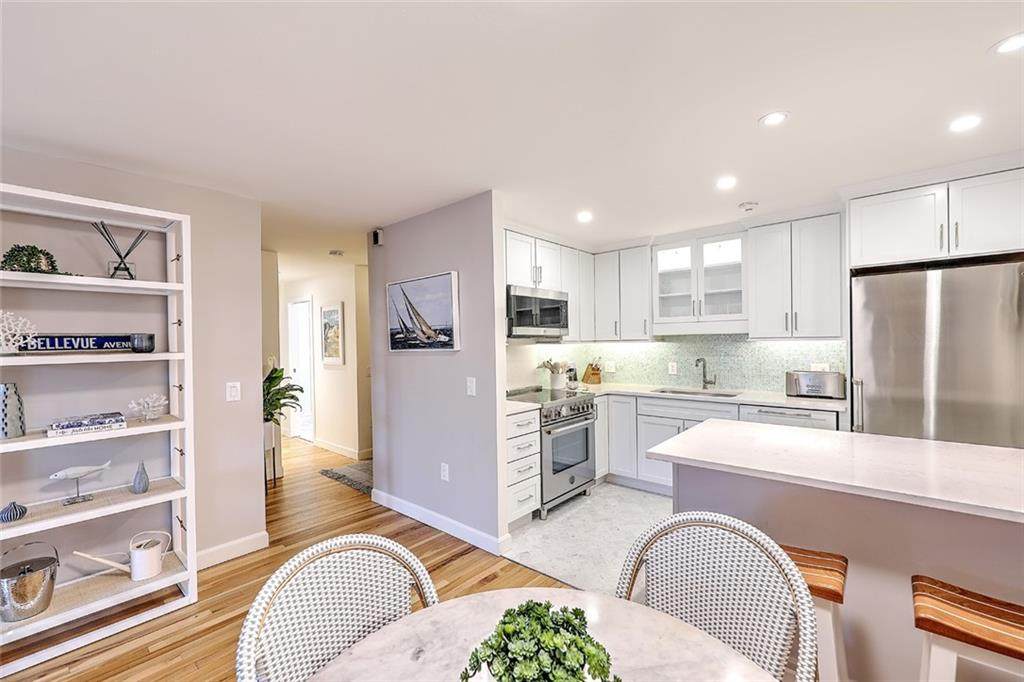 401 Bellevue Avenue - Photo 1