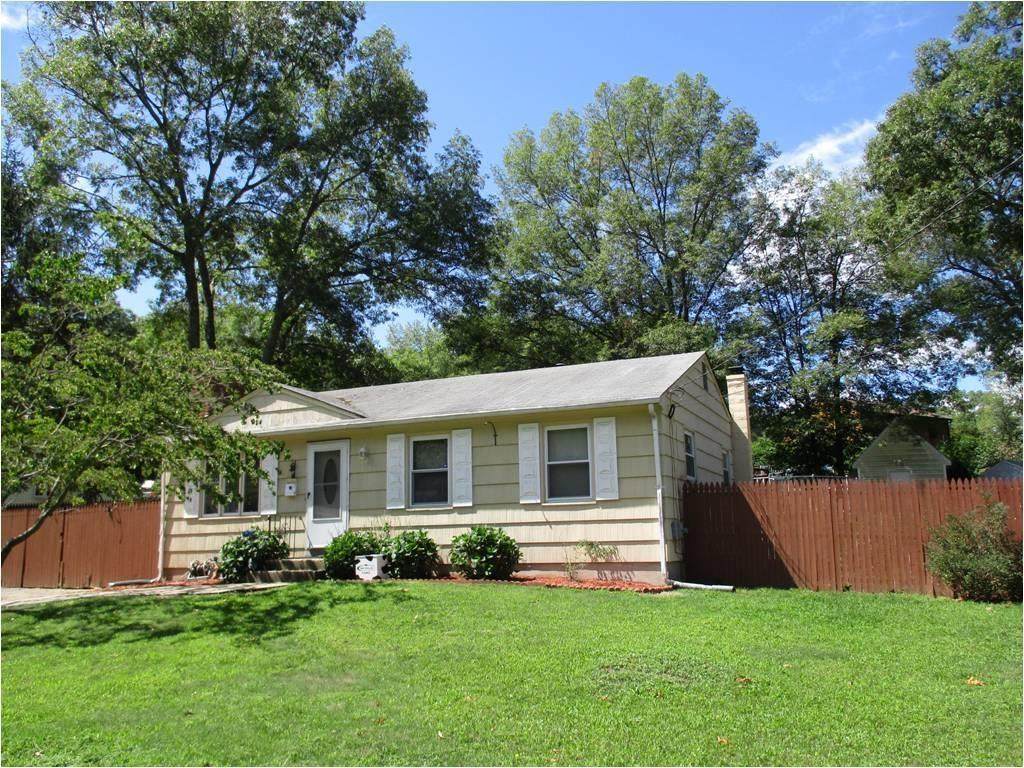 10 Amherst Avenue - Photo 1