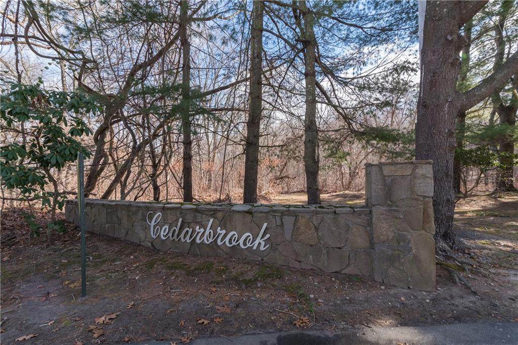 75 Glen Drive - Photo 1