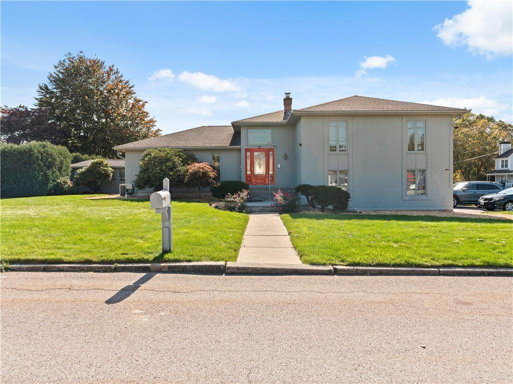 18 Carriage Way - Photo 1