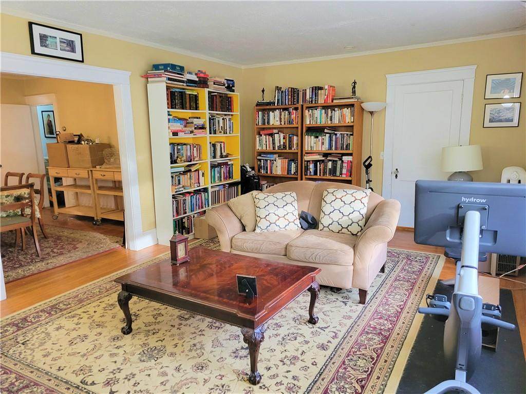 41 Taft Avenue - Photo 1