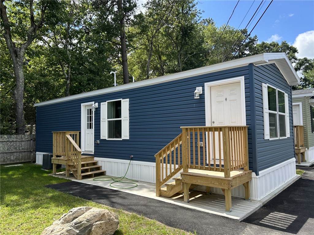 https://bt-photos.global.ssl.fastly.net/rhodeisland/orig_boomver_1_1346310-2.jpg