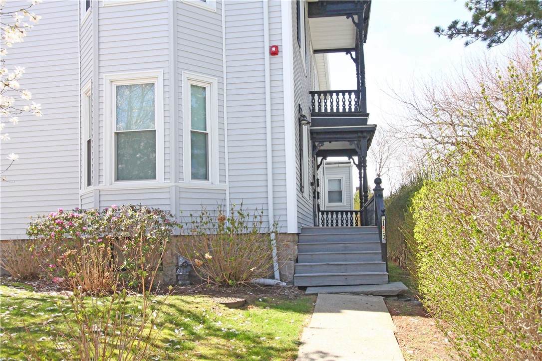 https://bt-photos.global.ssl.fastly.net/rhodeisland/orig_boomver_1_1356963-2.jpg