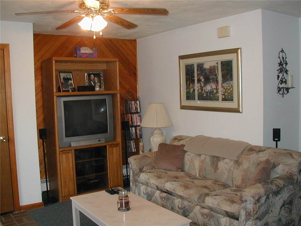 https://bt-photos.global.ssl.fastly.net/rhodeisland/orig_boomver_1_1359717-2.jpg
