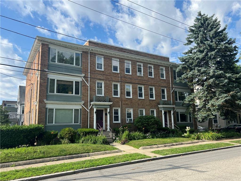 539 Lloyd Avenue - Photo 1