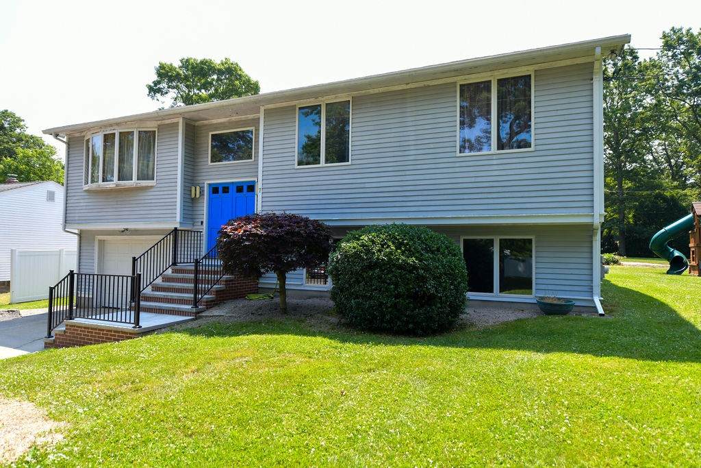 7 Woodhaven Drive - Photo 1