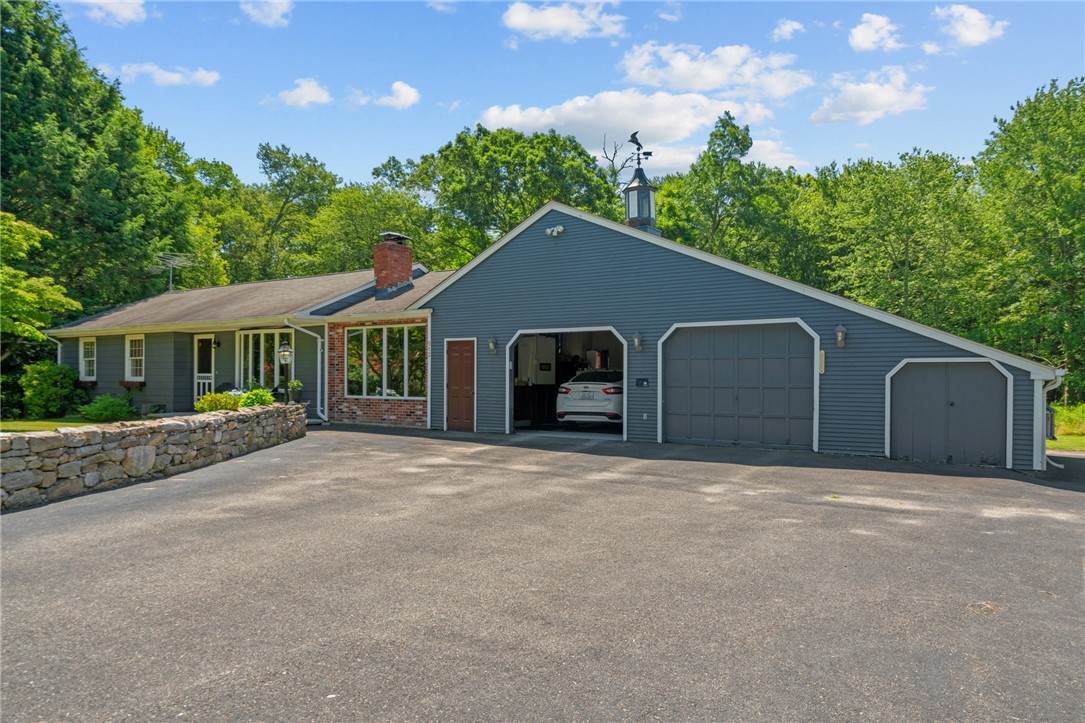 512 Chestnut Hill Road - Photo 1