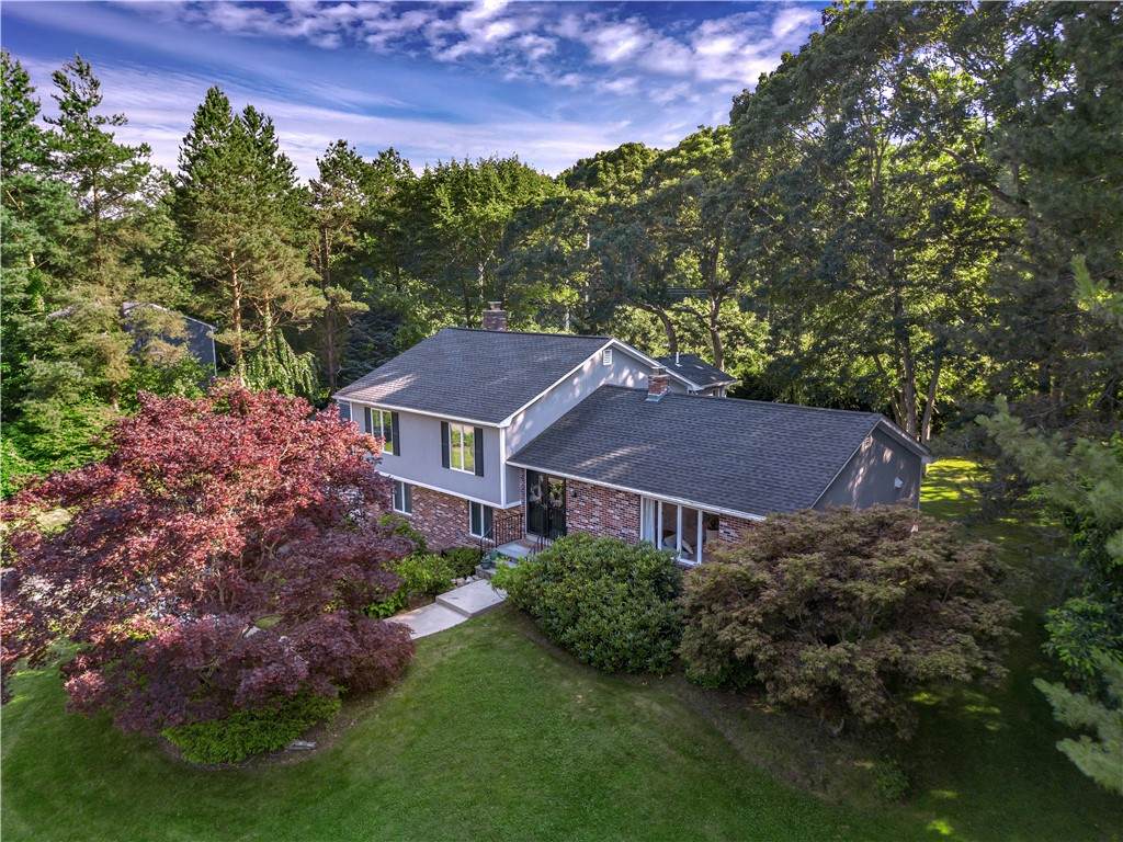 27 Rosewood Drive - Photo 1