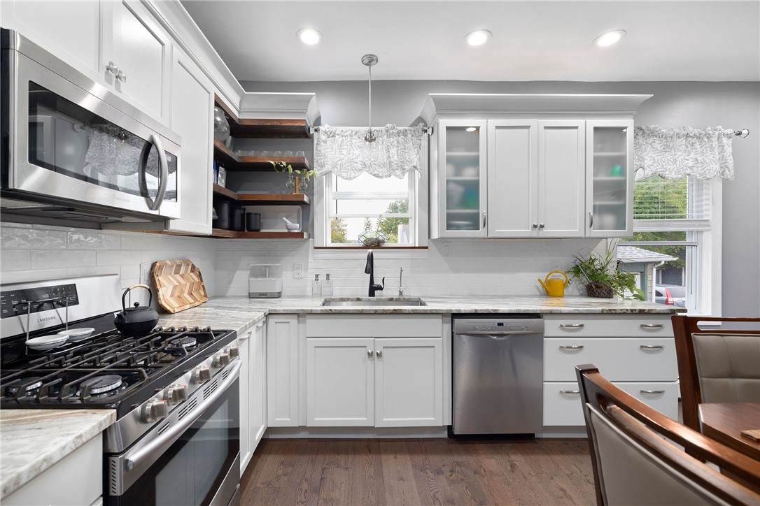 196 Camp Street - Photo 1