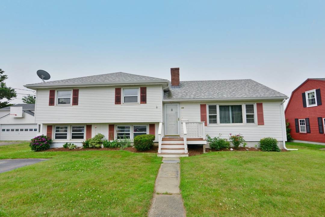 34 Underwood Lane - Photo 1