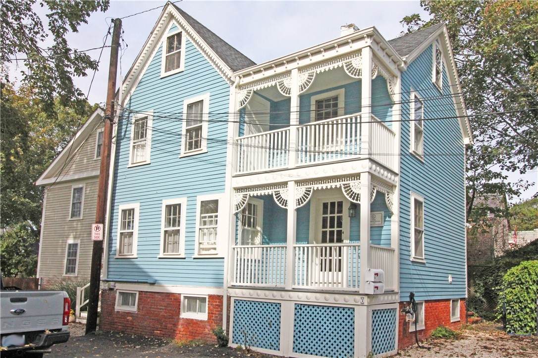 7 Cozzens Court - Photo 1