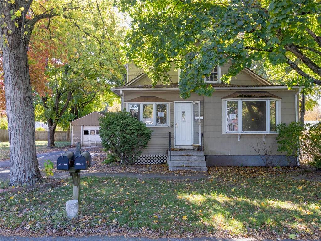 21 Forest Avenue - Photo 1
