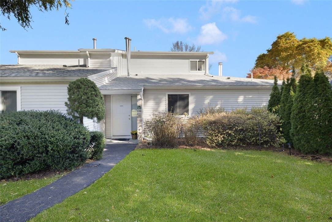 925 Halifax Drive - Photo 1
