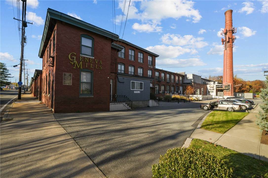 1117 Douglas Avenue - Photo 1