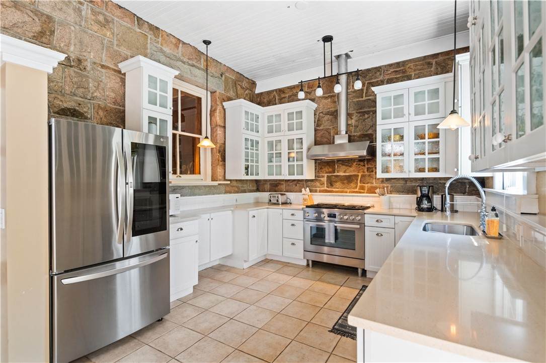 2 Hazard Avenue - Photo 1
