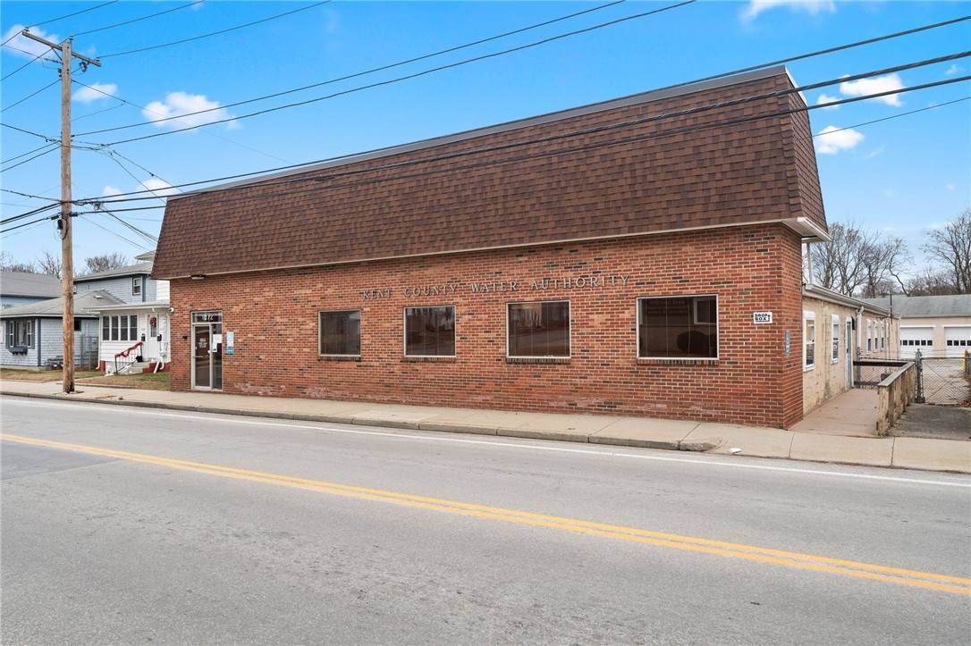 1072 Main Street - Photo 1