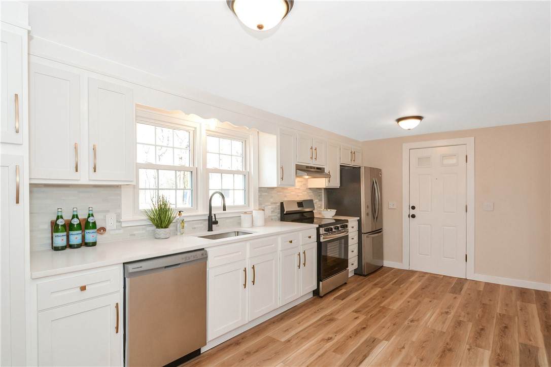 14 Cemetery Lane - Photo 1