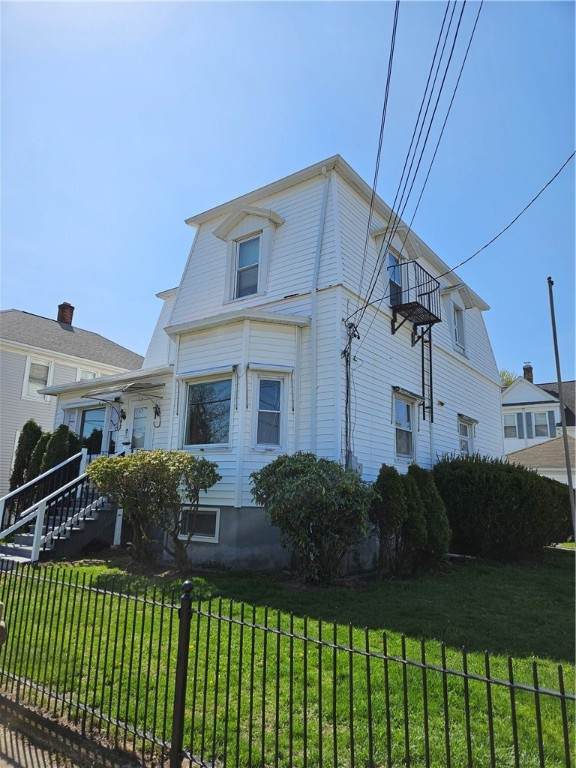 419 Waterman Avenue - Photo 1