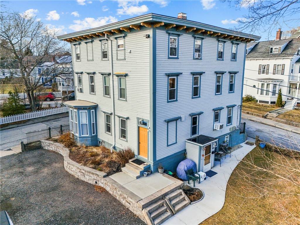https://bt-photos.global.ssl.fastly.net/rhodeisland/orig_boomver_1_1377577-2.jpg