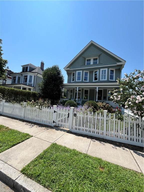 https://bt-photos.global.ssl.fastly.net/rhodeisland/orig_boomver_1_1377707-2.jpg