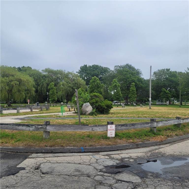 https://bt-photos.global.ssl.fastly.net/rhodeisland/orig_boomver_1_1379006-2.jpg