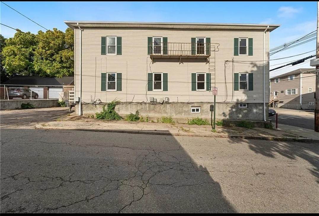 https://bt-photos.global.ssl.fastly.net/rhodeisland/orig_boomver_1_1383303-2.jpg