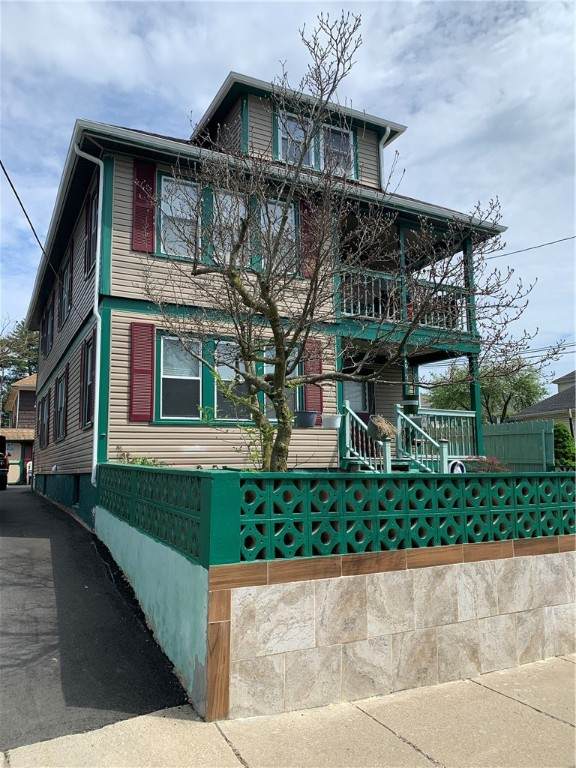 https://bt-photos.global.ssl.fastly.net/rhodeisland/orig_boomver_1_1384096-2.jpg