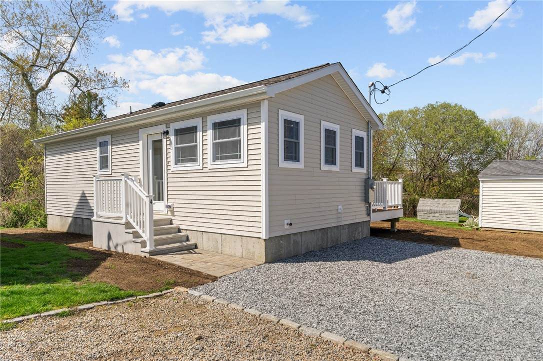 64 Burnside Avenue - Photo 1