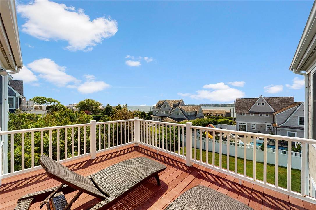 573 Wolcott Avenue - Photo 1