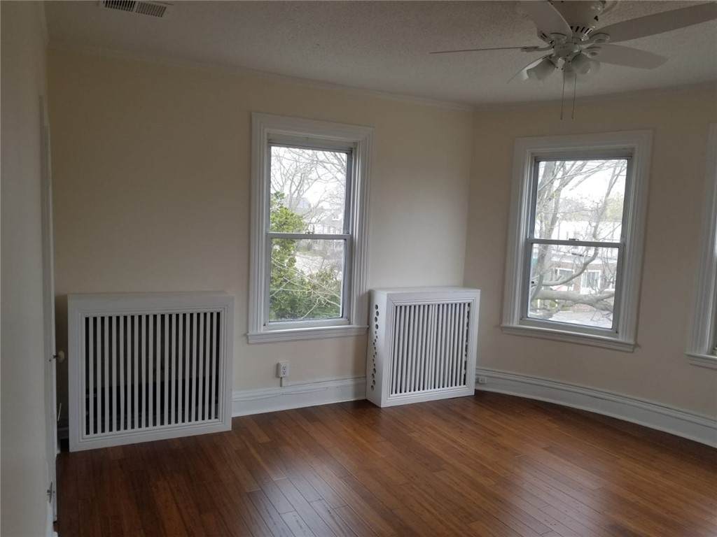 https://bt-photos.global.ssl.fastly.net/rhodeisland/orig_boomver_1_1385593-2.jpg