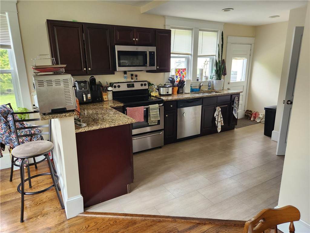 219 Metacom Avenue - Photo 1