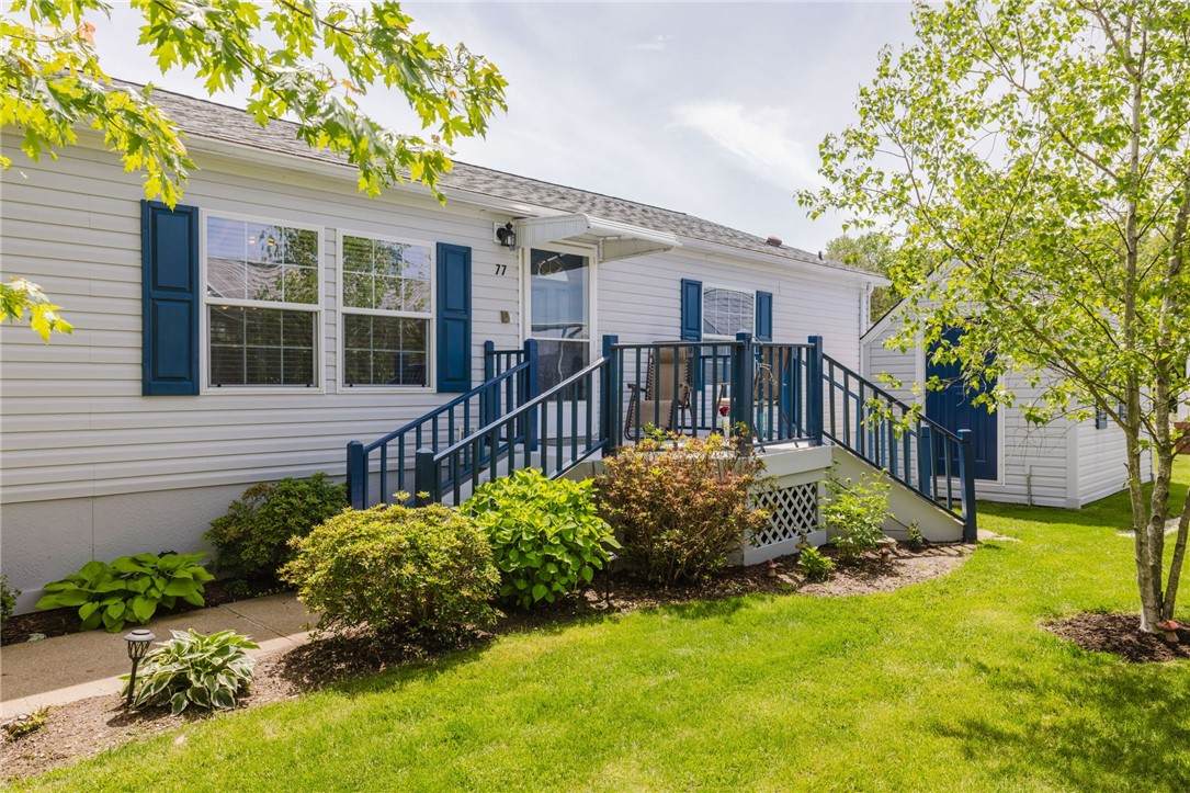 77 Robin Drive - Photo 1
