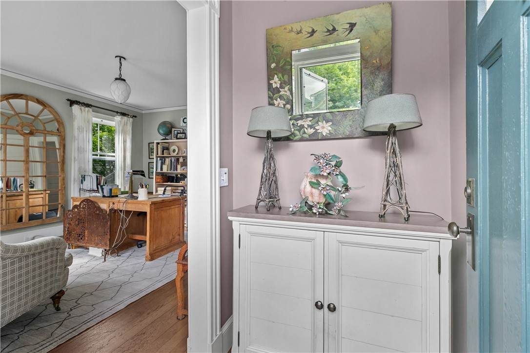 132 Ruggles Avenue - Photo 1