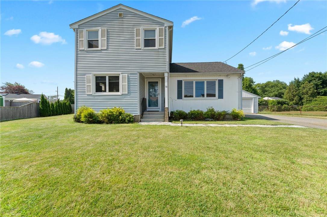 10 Philips Avenue - Photo 1