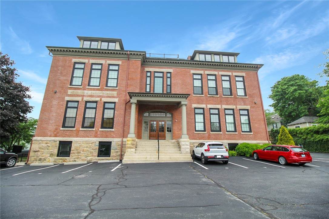32 Carey Street Street - Photo 1