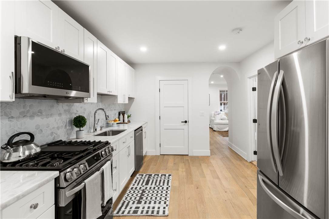 51 Poplar Street - Photo 1