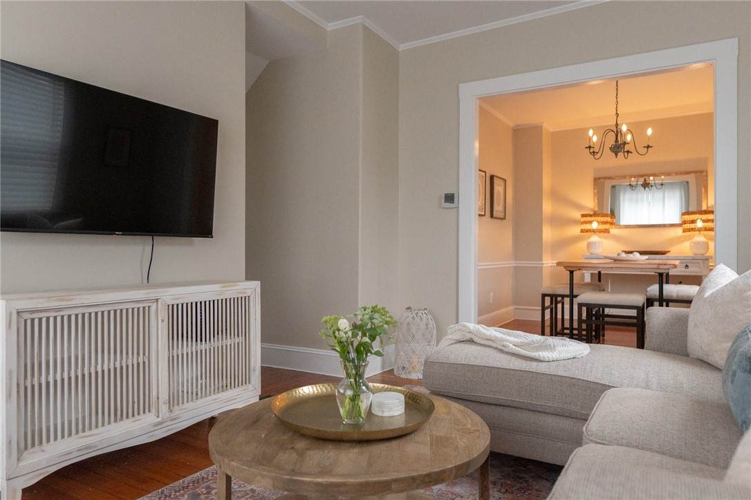 17 Mcallister Street - Photo 1