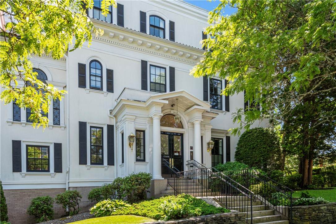157 Waterman Street - Photo 1