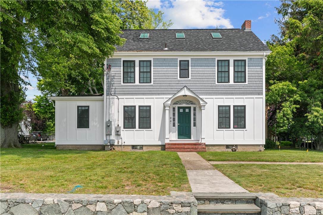 94 East Main Road - Photo 1