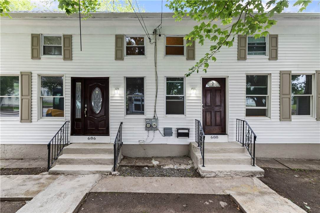 686 East Ave Avenue - Photo 1